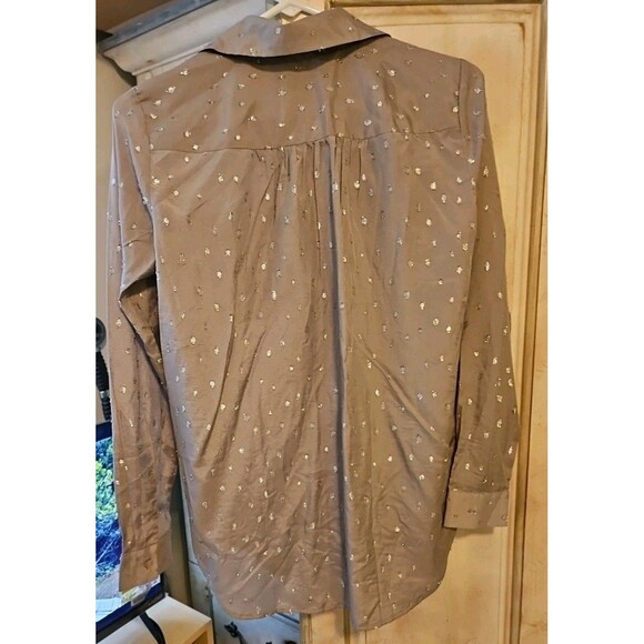 Ann Taylor Grey Henley Blouse With Silver Metallic Raised Polka Dots Sz XS - Picture 6 of 7